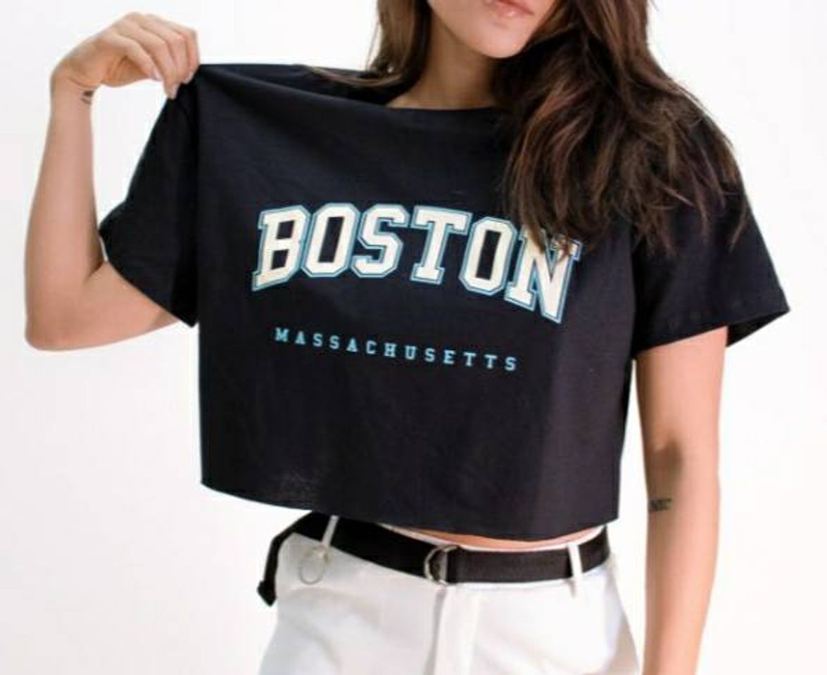 Moda camiseta cropped boston