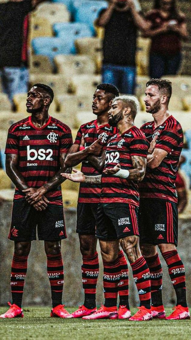 Moda 🔴⚫