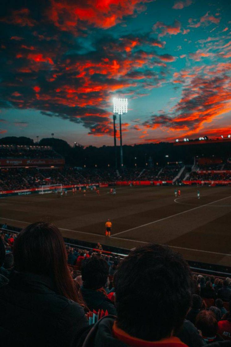 Moda 🔴⚫