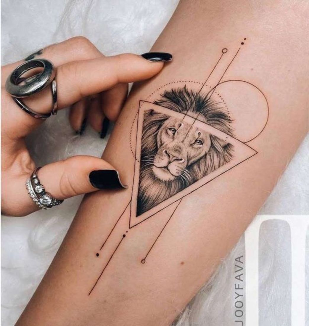 Moda Tatuagem de Leão 