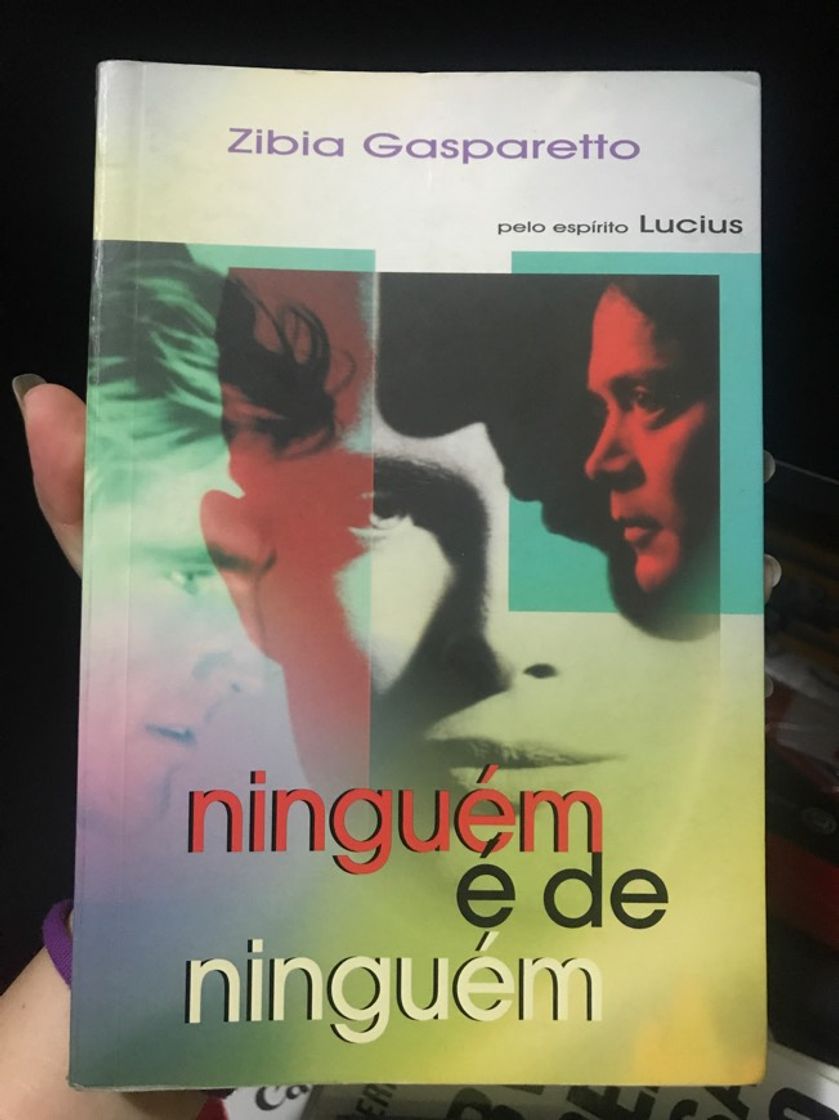 Book Livro - Ninguém é de ninguém