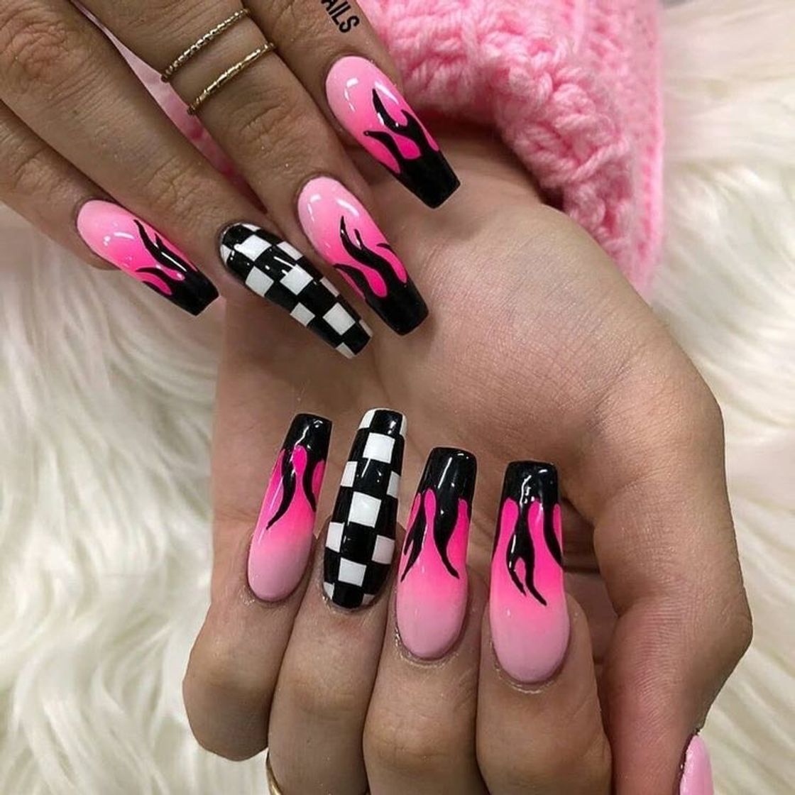 Moda Nails aestheticg 