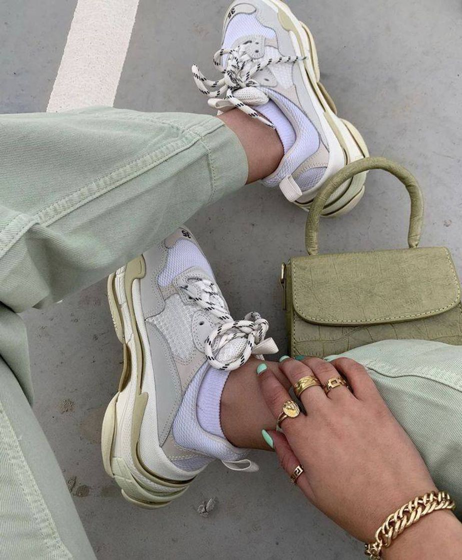 Fashion Acessories💚☁️