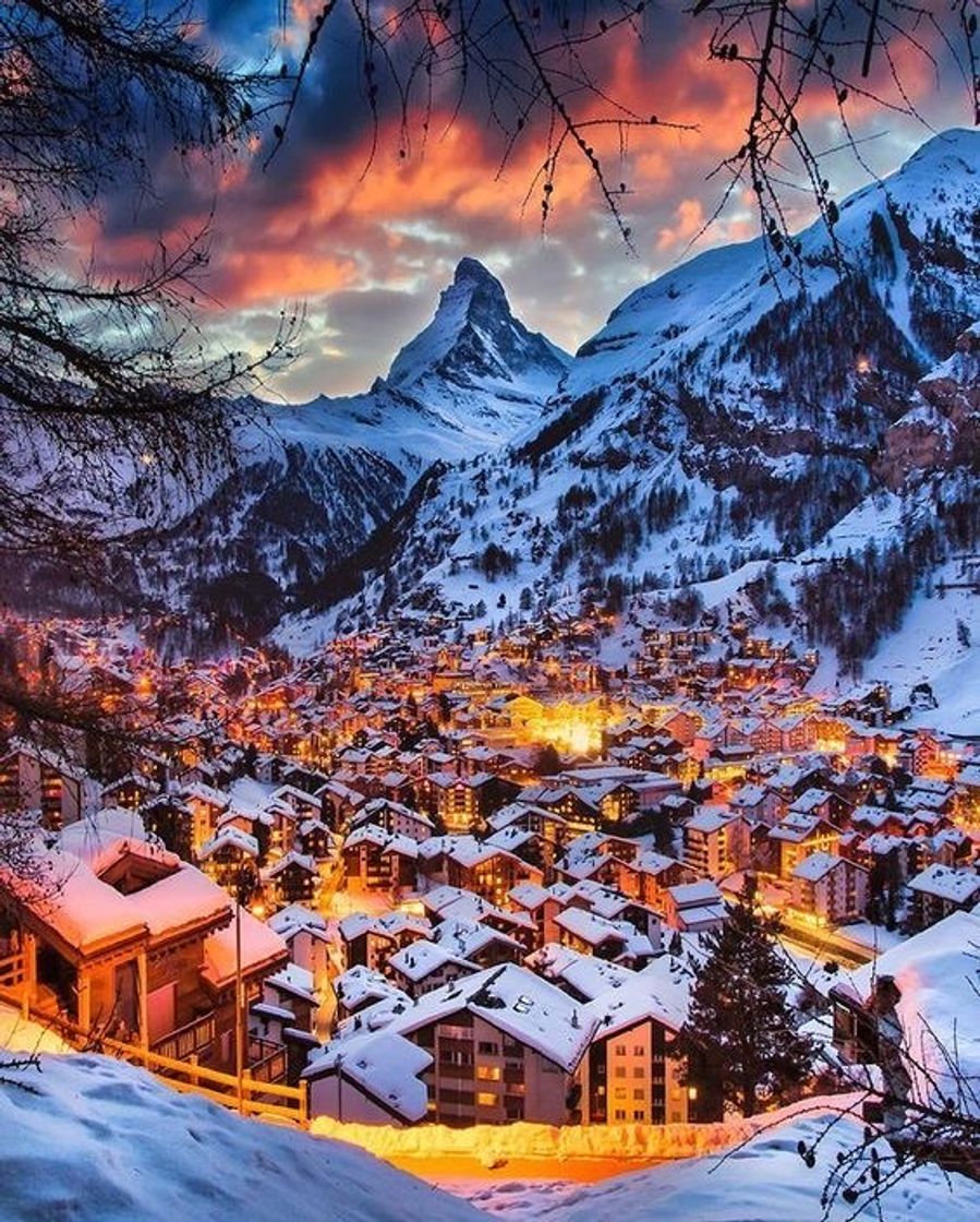 Place Suiza