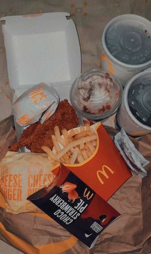 McDonald's 👅🍟🍔