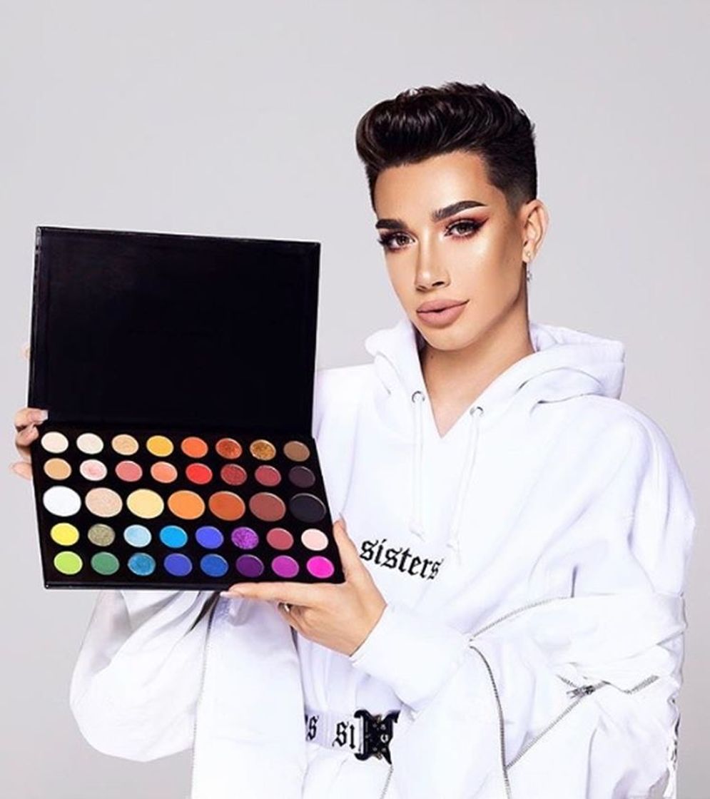 Moda Paleta james charles✨