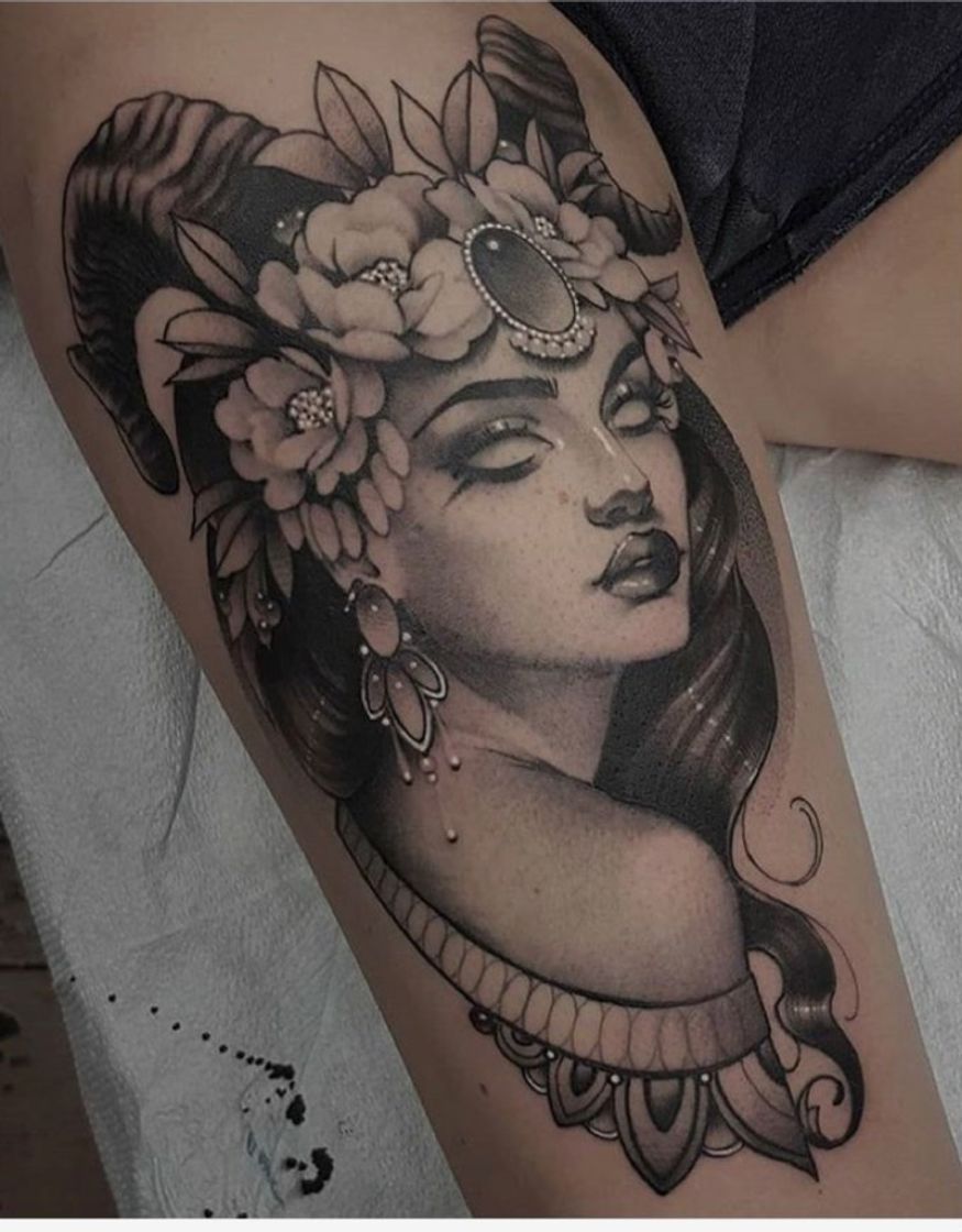Social Tattoo Áries
