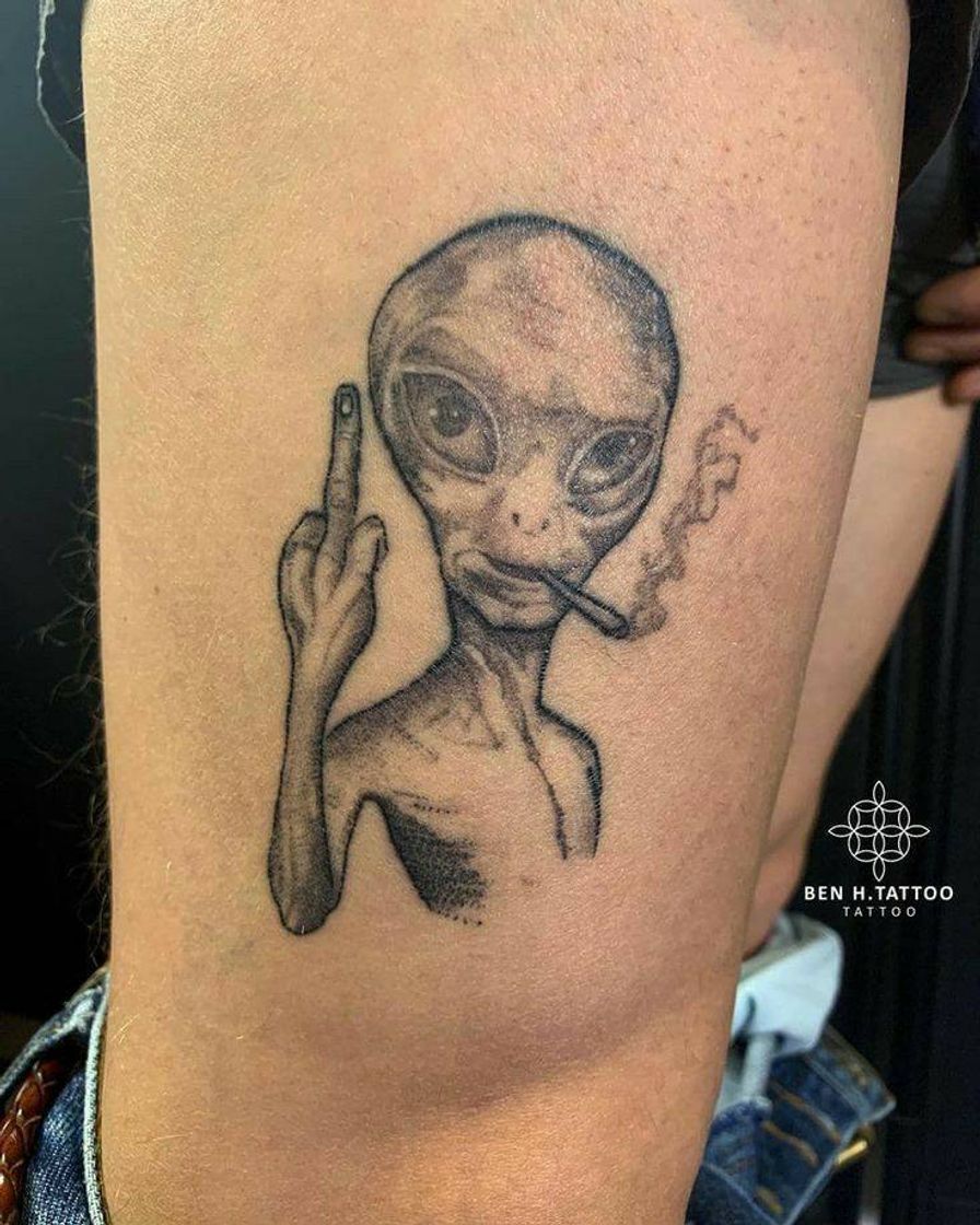 Moda Tatuagem Alienígena 