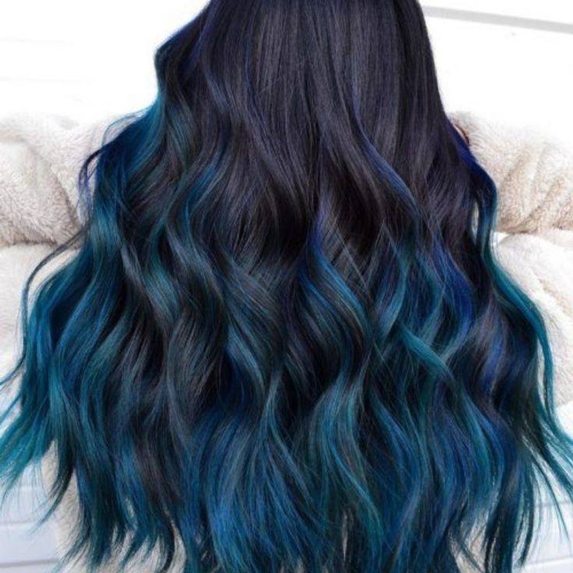 Moda Cabelo com mexas azuis 💙