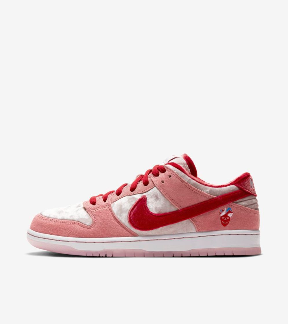 Fashion Nike Dunk Strange love