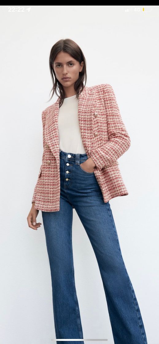 Moda Blazer estructurada cruzada Zara 