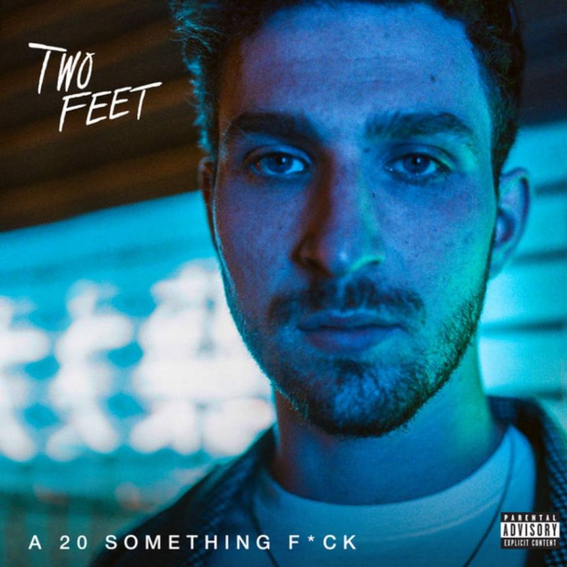 Canción "Two Feet- I Feel Like I'm Drowning"