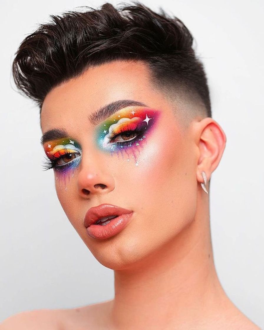 Moda James Charles 🌈☁️