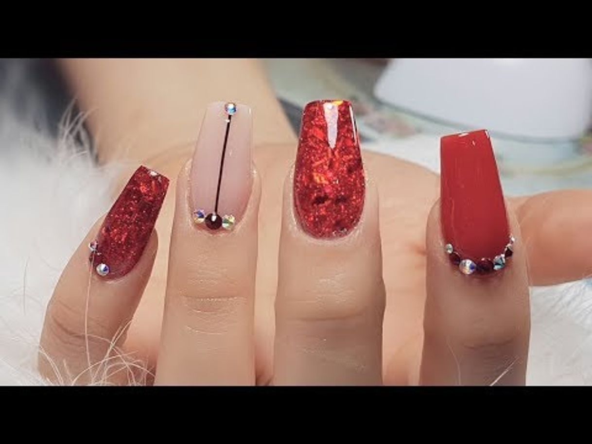 Moda Uñas acrílicas color rojo😘