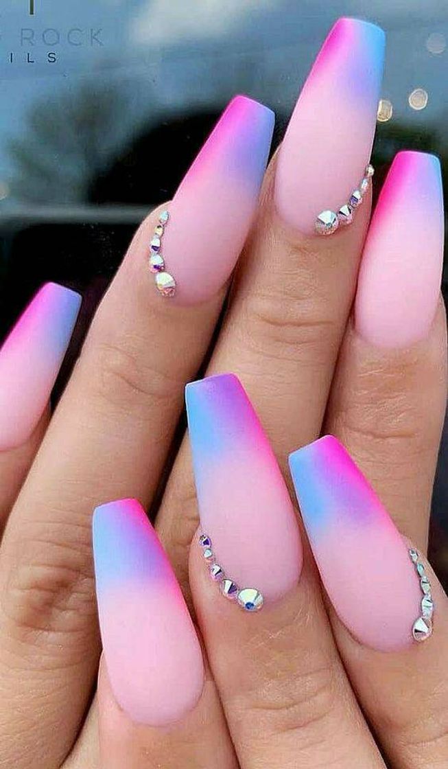 Fashion Achei fofa essas unhas 💅💖🌸