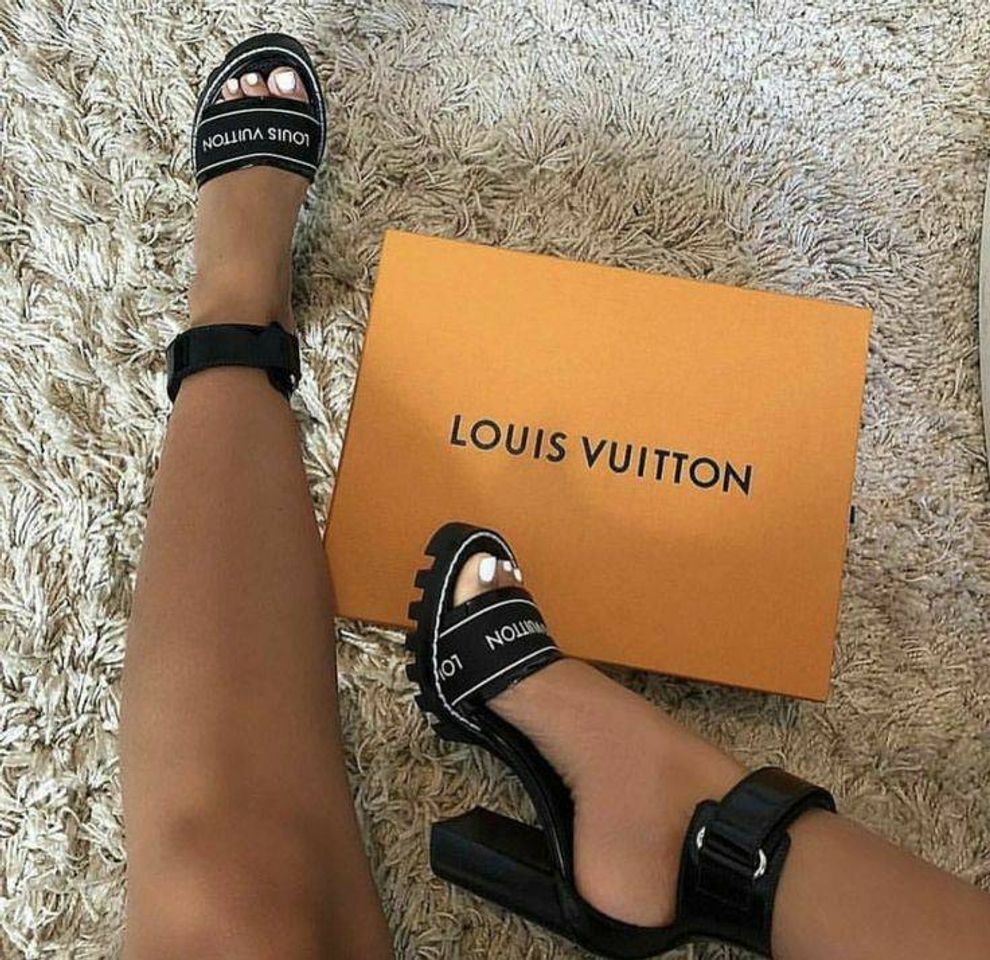 Fashion LV 🖤