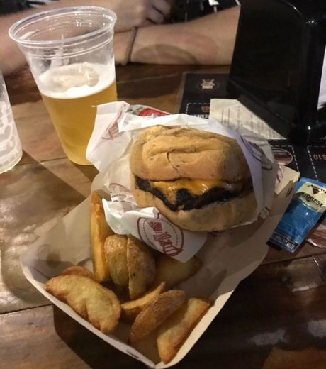 Locomotiva Burger e Chopp