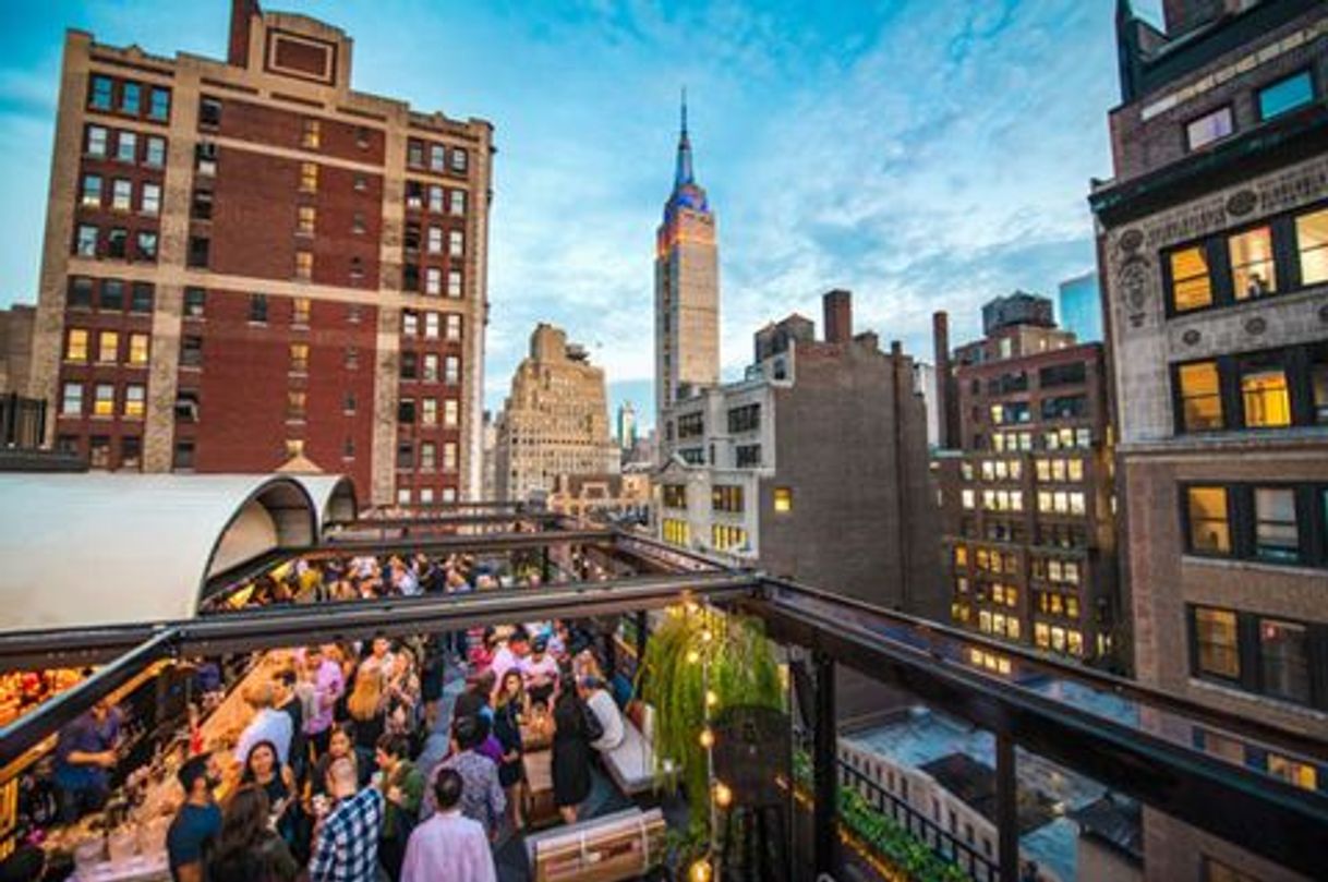 Restaurants Magic Hour Rooftop Bar & Lounge