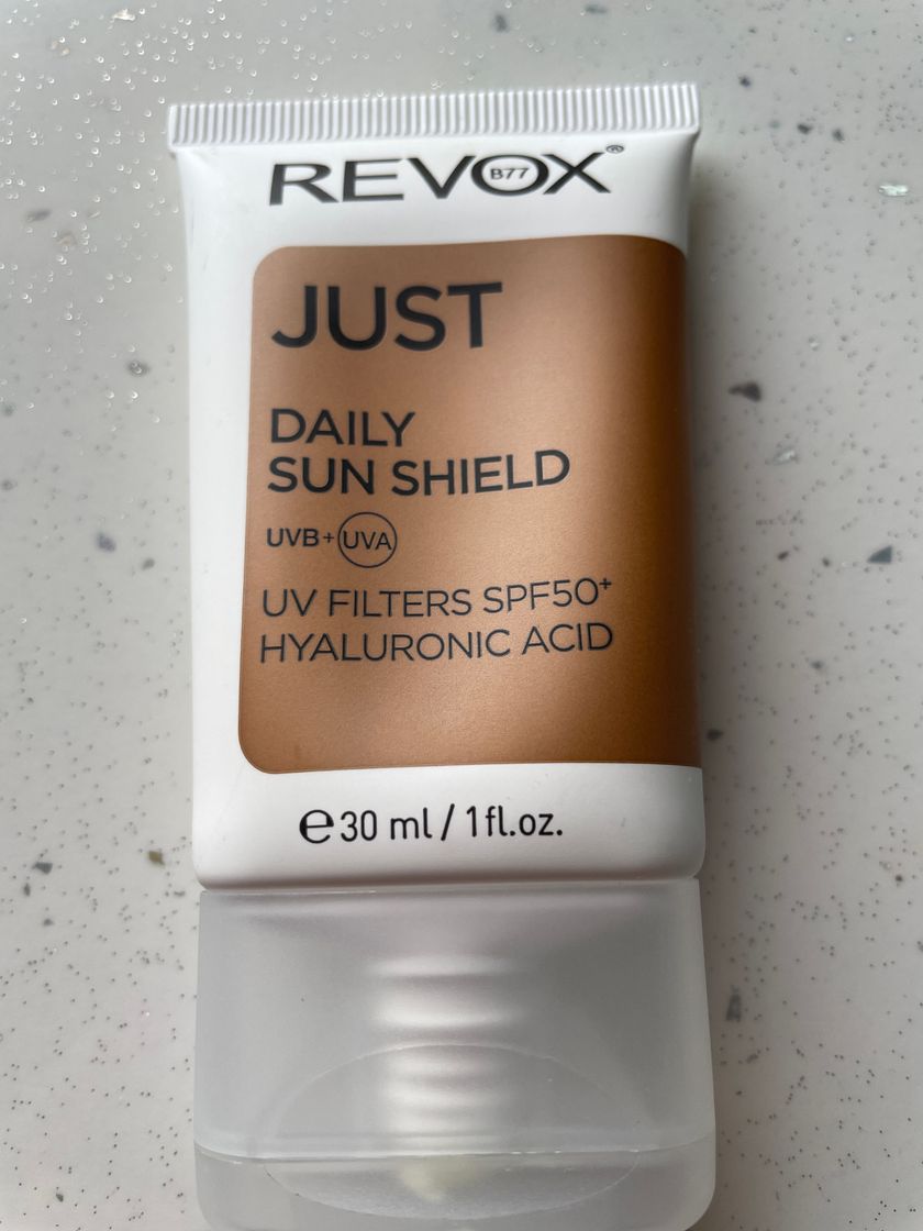 Producto Daily Sun Shield Spf50 Revox