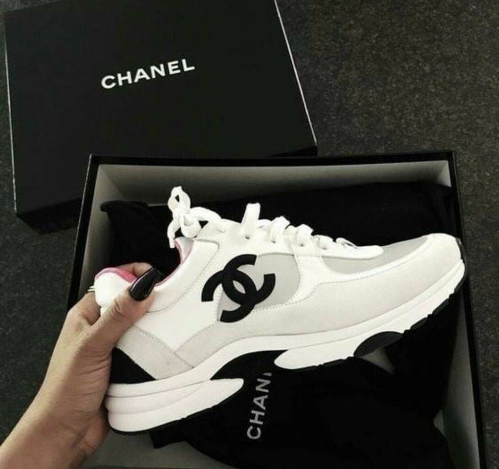 Moda Tênis chanel🖤