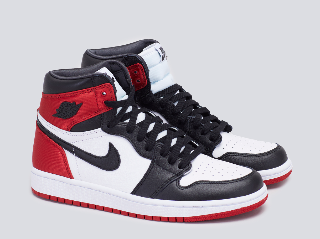 Fashion Jordan 1 Retro High Satin Black Toe