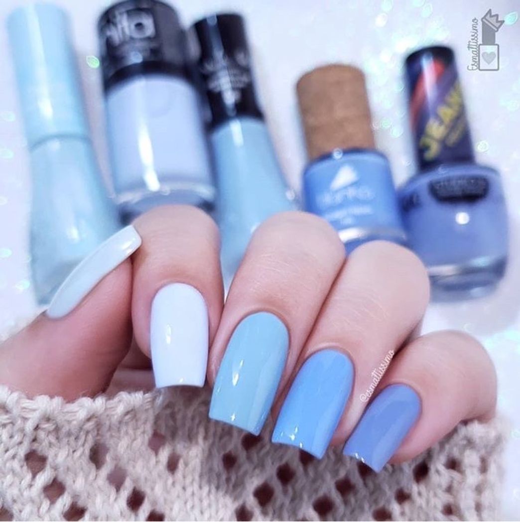 Moda Blue nails 