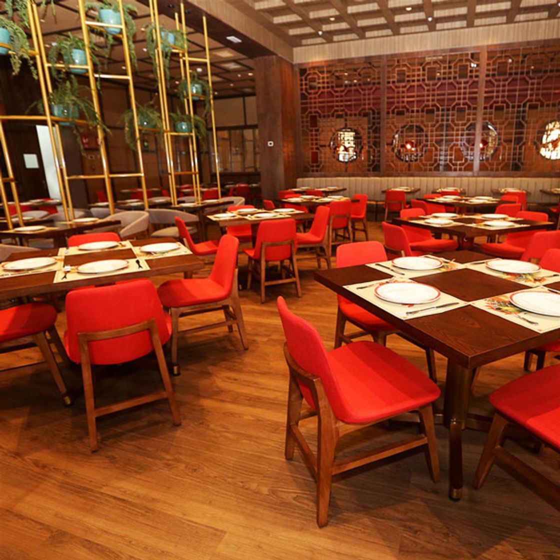 Restaurants Madam Tusan