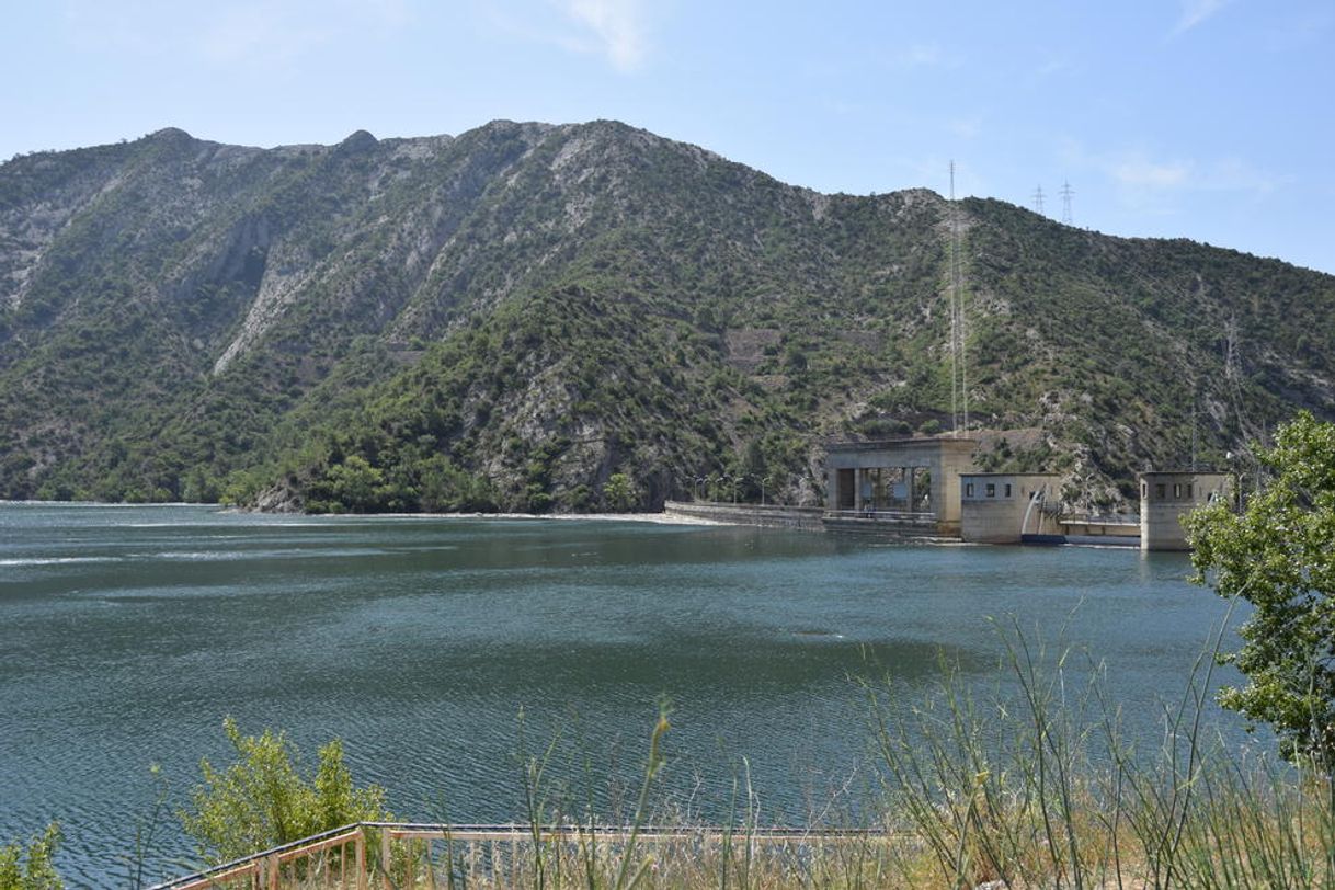 Place Embalse de Oliana