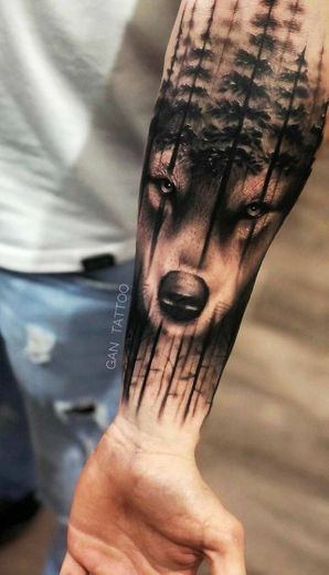 Tattoo de lobo