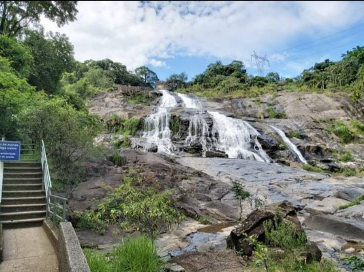 Lugar Cascata das Antas