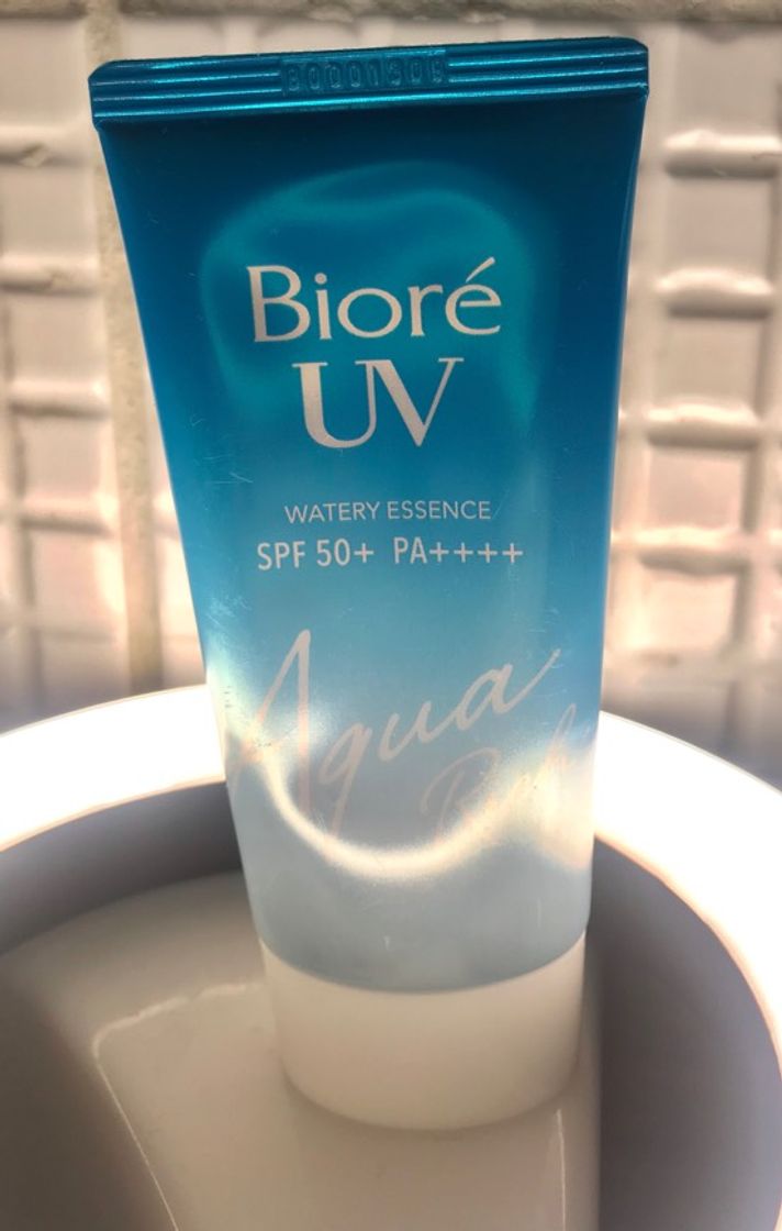 Place Biore Sarasara UV Aqua Rich Watery Essence Sunscreen SPF50+ PA++++ 50g