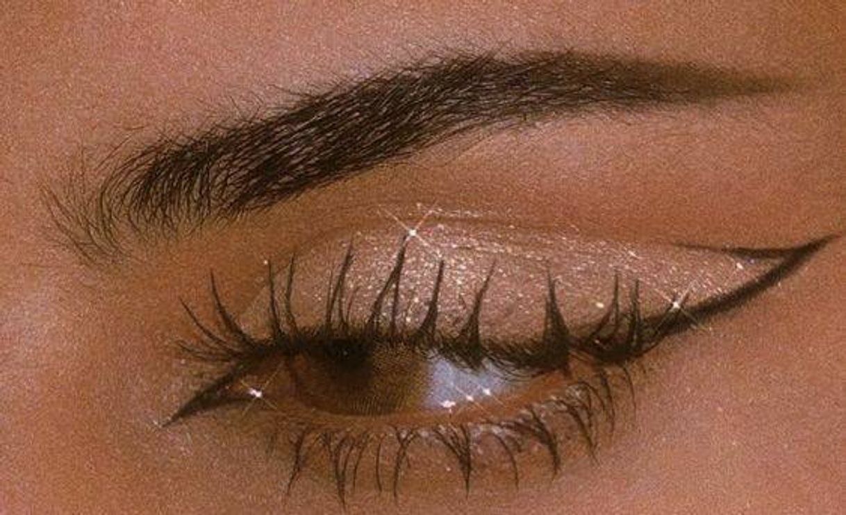 Social eyeliner inspo