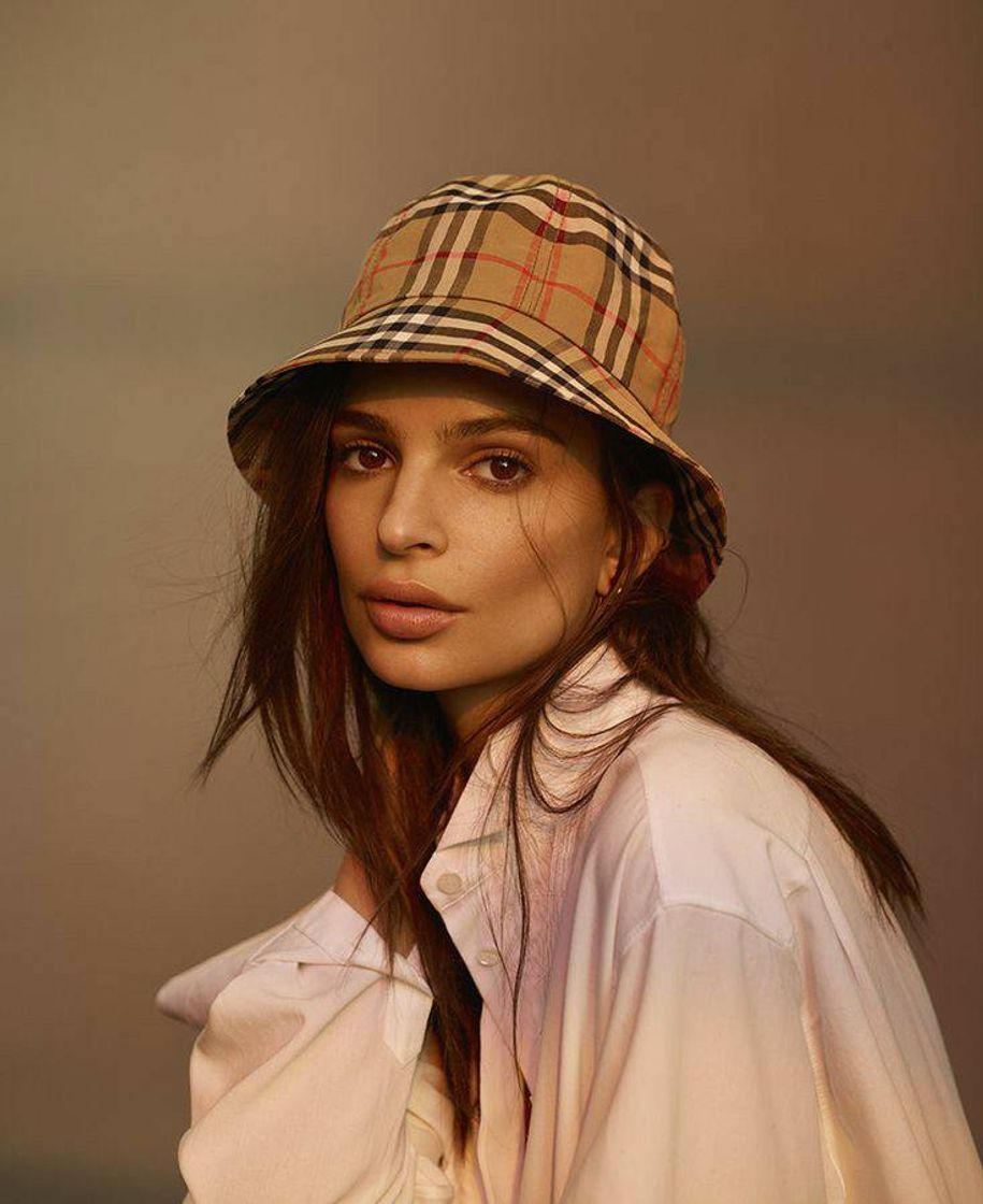 Fashion Emily Ratajkowski