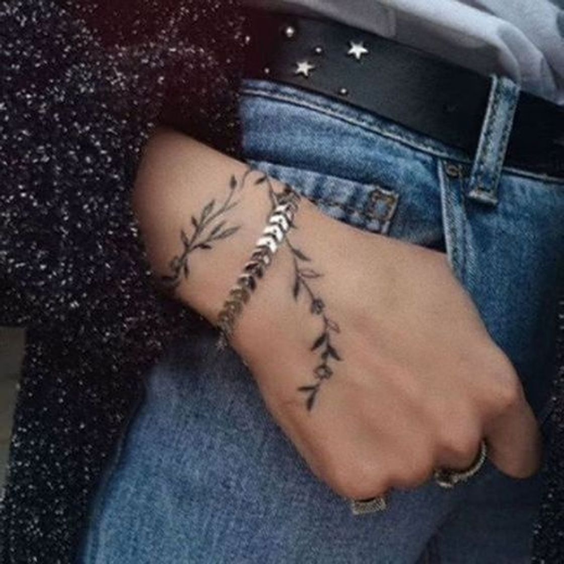 Social Tatuagem plantinhas 
