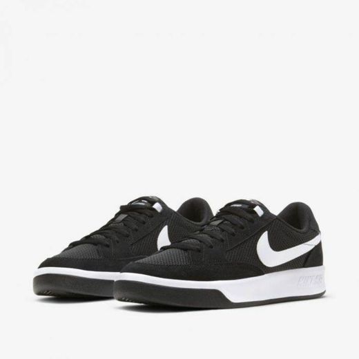 Nike SB Adversary 