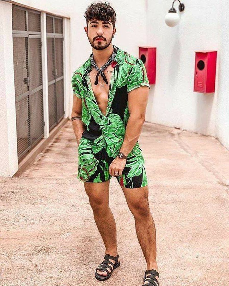 Fashion Conjunto preto com estampa tropical