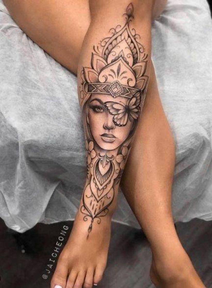 Moda Tatuagem na perna 