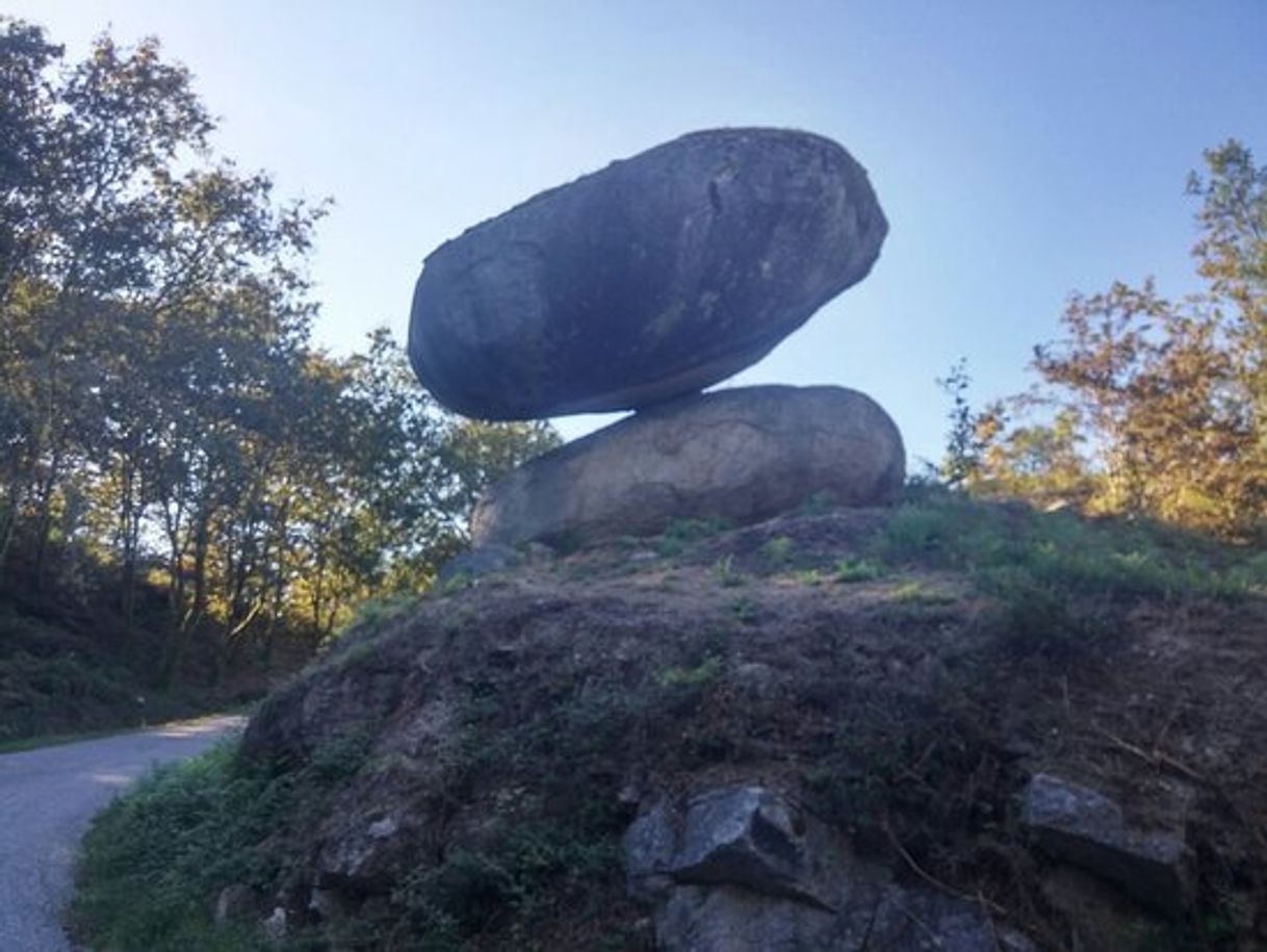 Places Pena do Equilibrio