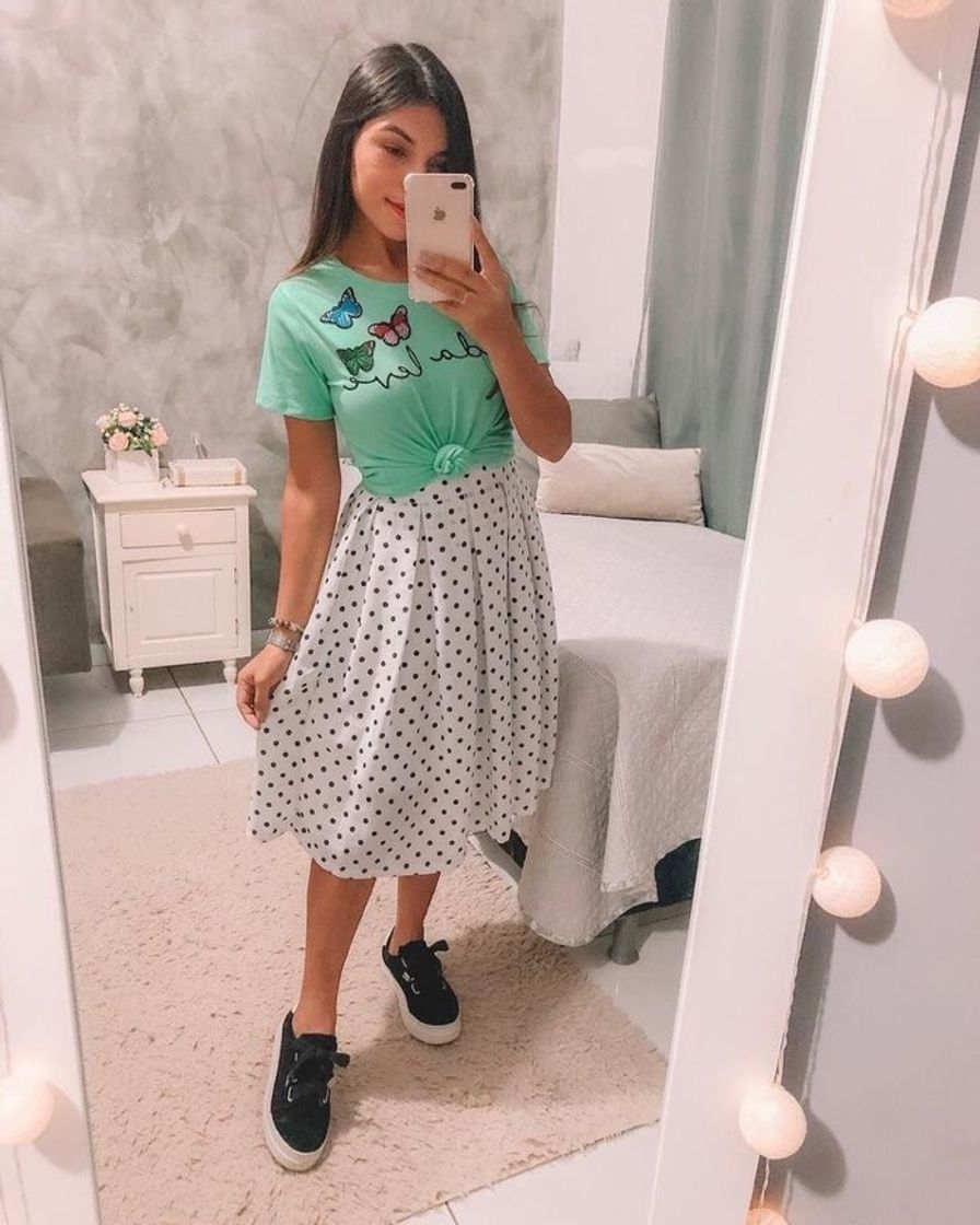 Fashion Saia de bolinha com t-shirt verde✨💚✨