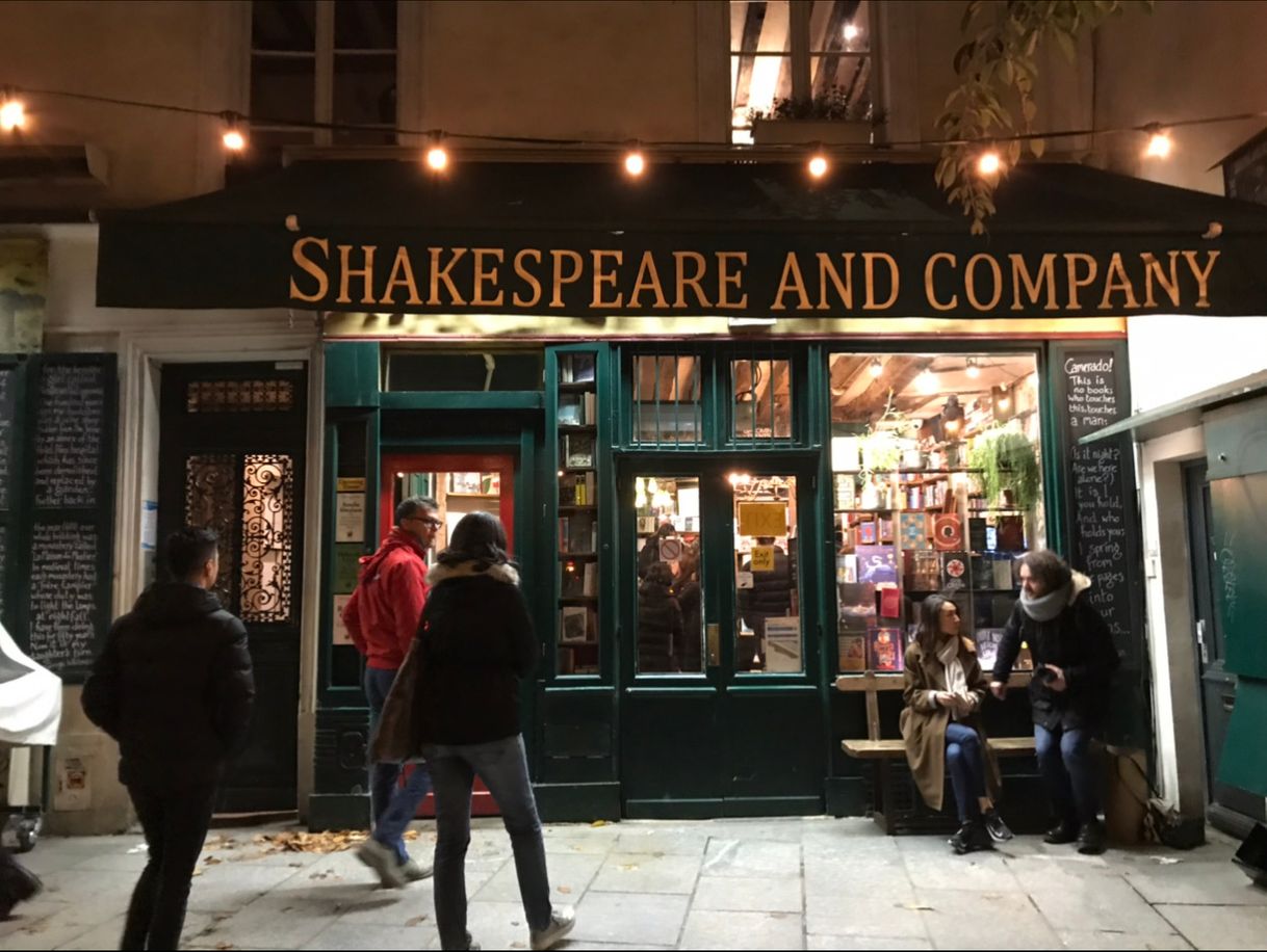 Place Shakespeare & Company