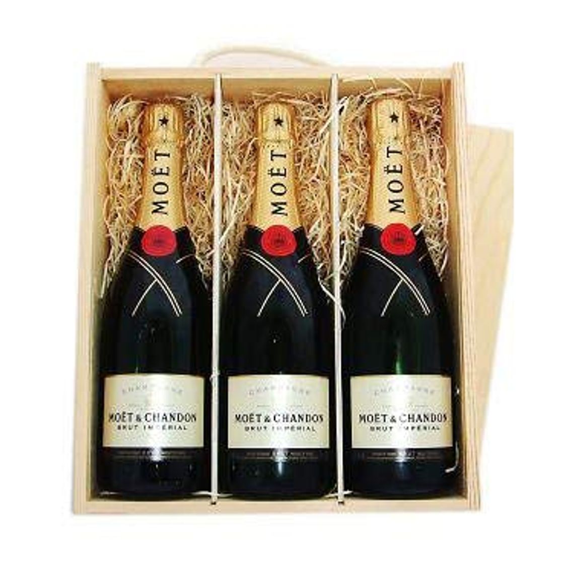 Producto Moët & Chandon Brut Imperial Champagne NV 3 x 75cl in a