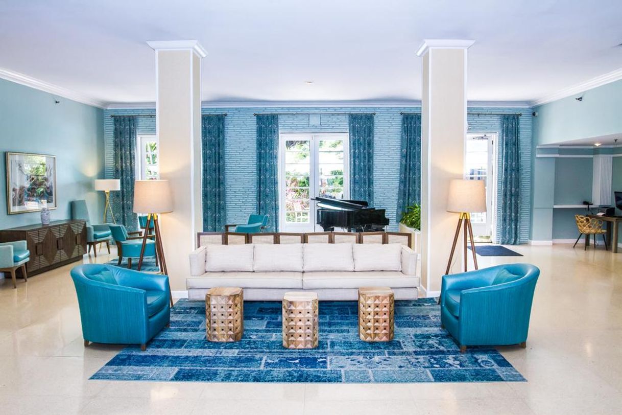 Lugar Dorchester Miami Beach Hotel & Suites