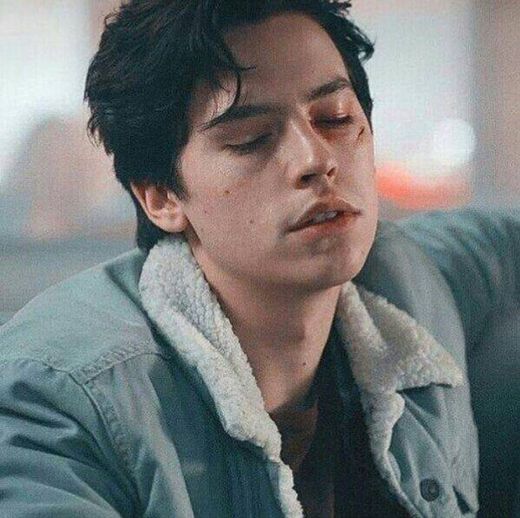 Cole Sprouse 