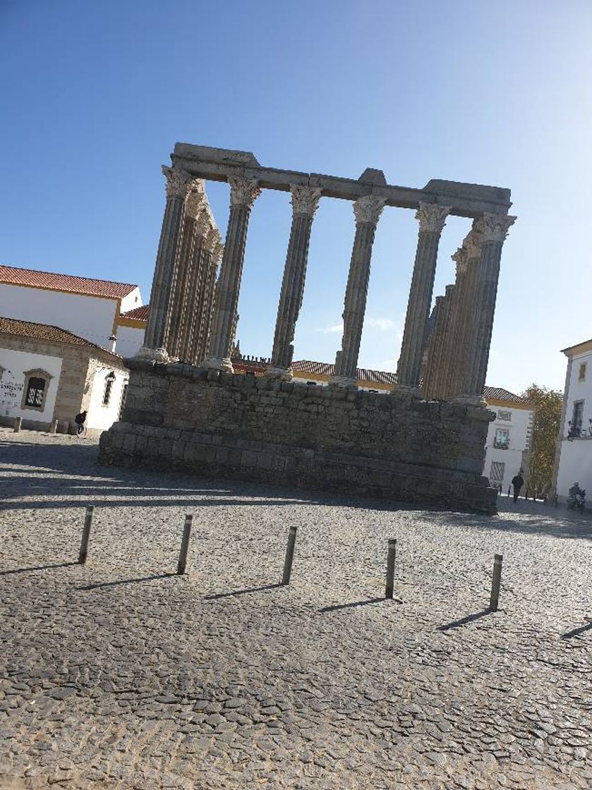 Place Évora