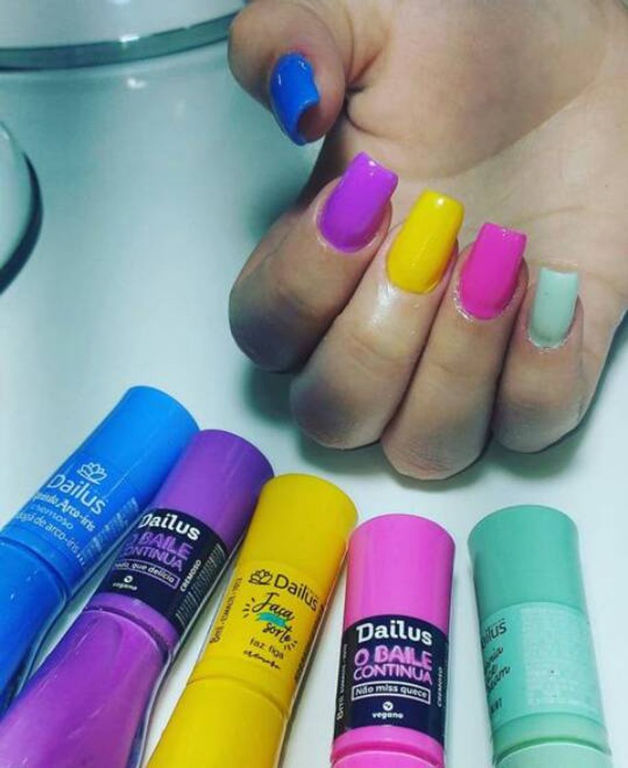 Fashion Unhas coloridas