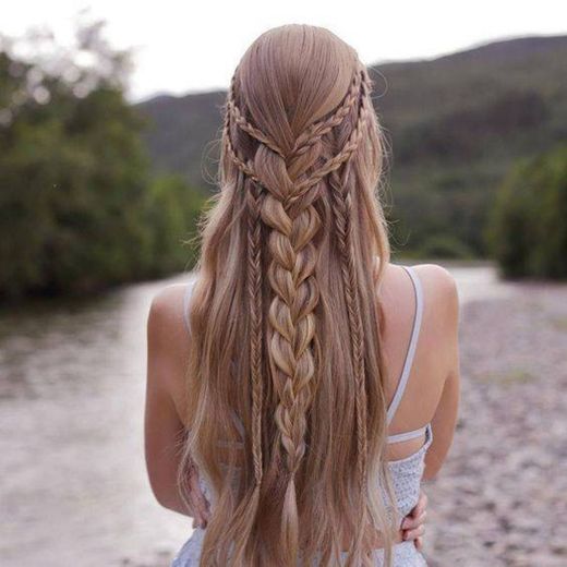 Penteado com trança ❣️