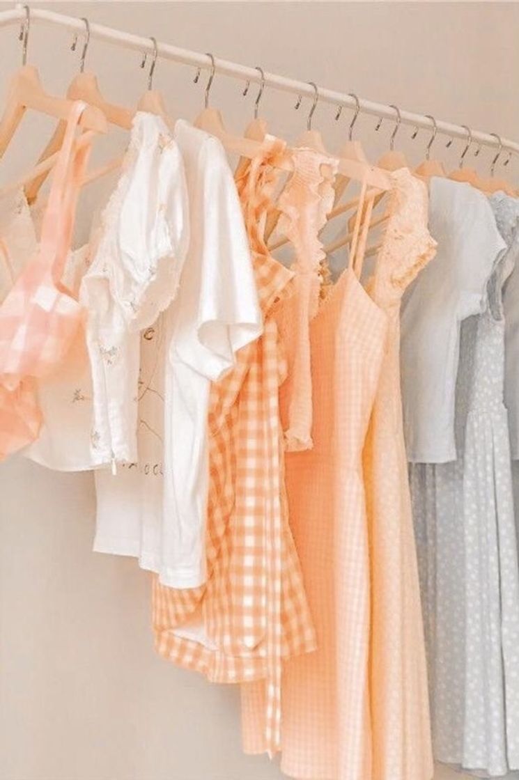 Fashion peachy vibes. 