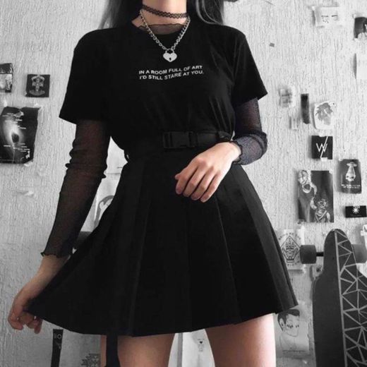 Roupa estilo Dark 