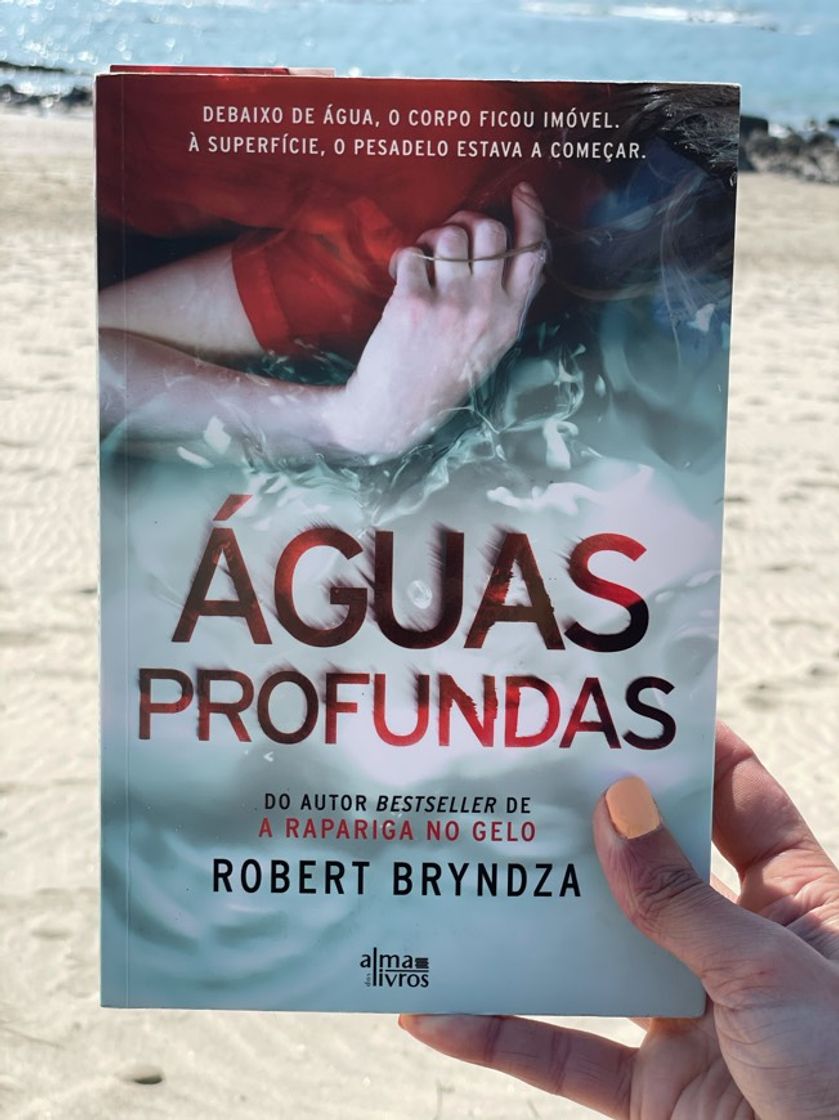 Fashion Águas Profundas, Robert Bryndza - Livro - Bertrand