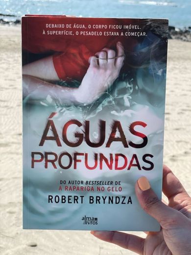 Águas Profundas, Robert Bryndza - Livro - Bertrand
